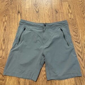 Mack Weldon Gray light weight activewear drawstring shorts size small flat front